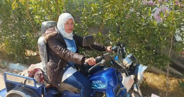 أول دليفرى من ذوى الهمم بالمنوفية تحكى أغرب المواقف وسر العمل بالمهنة.. لايف