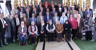 مجلس جامعة الأزهر يشدد على الالتزام بإجراءات الوقاية ويصدق على ترقيات جديدة