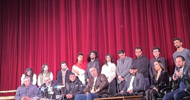 مازن الغرباوي يكشف تفاصيل مسرحية "هاملت بالمقلوب"