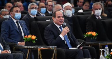 شابان يتحدثان أمام الرئيس السيسي عن مبادرتين لدعم الصحة والمجتمع المدنى