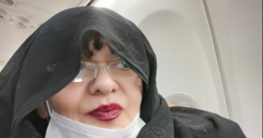 فريدة سيف النصر فى طريقها لأداء العمرة: والله صدفة بدون ترتيب فى ليلة الإسراء والمعراج