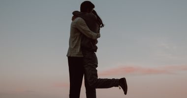 7 حاجات لو موجودة في علاقتك بشريك حياتك تبقى لقيت البخت بجد.. أولهم تكونوا صحاب