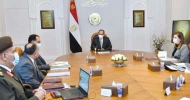 الرئيس السيسى يوجه بتنفيذ وتطوير مرافق المنظومة الرياضية.. ويشدد على ضرورة مطابقتها للمواصفات العالمية لاستضافة كبرى البطولات.. والإسراع فى استكمال شبكة الطرق داخل المحيط الجغرافى لهيئة استاد القاهرة ومنشآتها 