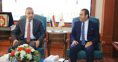 محافظ سوهاج يستقبل رئيس وأعضاء لجنة الشباب والرياضة بمجلس النواب.. صور