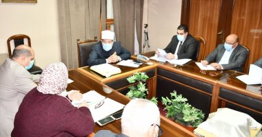 وزير الأوقاف يقرر صرف مكافأة استثنائية لمديرى مناطق الشرقية والمنوفية والوادي الجديد