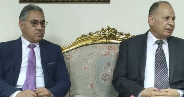 محافظ أسيوط يستقبل وفد لجنة الإدارة المحلية بمجلس النواب