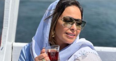 داليا البحيري فى جلسة تصوير تشع بهجة وألوانا رائعة من أسوان .. صور
