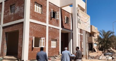 حياة كريمة بأسوان.. المحافظ يتابع التشطيبات النهائية للمشروعات بنصر النوبة