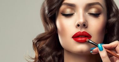 يوم التخطيط للزواج.. إزاى تختارى "الميكب آرتيست" المناسبة ليوم زفافك؟