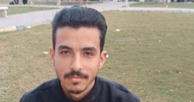 محمد يحيى شاب إسمعلاوى موهبة في الإنشاد الديني "تعلقت حبائل صوته بالقرآن".. لايف وصور