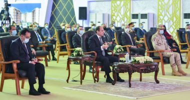 الرئيس السيسى يفتتح مشروعات قومية جديدة.. رئيس الوزراء: لما بنعمل مشروع من الصفر الرئيس السيسى بيقول لنا حط توقعات لـ100 سنة قدام.. ووزير النقل: 550 مليار جنيه لحل وتسهيل حركة المرور فى القاهرة الكبرى