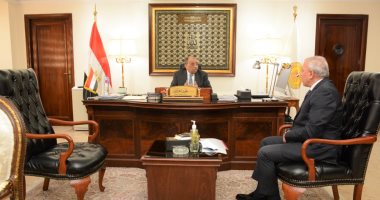 وزير التنمية المحلية: الرئيس السيسى يولى أهمية كبرى بمحافظات الصعيد