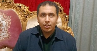 رحلة طالب الطب العائد من أوكرانيا عبر رومانيا.. أحمد إبراهيم زهران يحكى عن أيام الخوف والرعب: عشنا فترة صعبة فى أنفاق المترو.. أتواصل مع زملائى فى أوكرانيا للاطمئنان عليهم.. والدولة سخرت كل أجهزتها لعودتنا