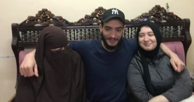"مصر ما تنساش ولادها".. شاهد ماذا قال أحمد وشقيقته سمر بعد عودتهما من أوكرانيا