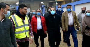 محافظ الغربية يتفقد مشروعات "حياة كريمة" فى 5 قرى بمركز زفتى