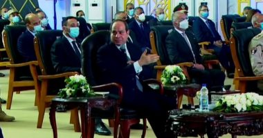 الرئيس السيسى خلال افتتاح مشروعات بمحافظة الجيزة: اللى اتعمل فى مصر غير مسبوق.. موضوع الإسكان اتحل خلاص.. وأى طلب على الشقق هنلبيه.. والدولة تتعامل بمبدأ تعويض المواطنين خلال الإزالات للنفع العام