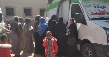 حياة كريمة.. الكشف على 1042 مواطنا خلال قافلة طبية مجانية فى قنا