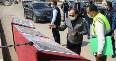 الرئيس السيسى يتفقد المحاور والأعمال الصناعية بين شرق القاهرة وغربها