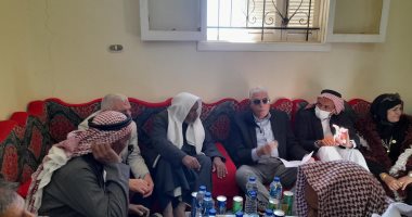 محافظ جنوب سيناء لبدو النقب: لدينا خطط للتنمية والرئيس السيسى مهتم بأهالى سيناء