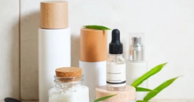 معلومات صادمة تدفعك لإبعاد كل مستحضرات التجميل عن الحمام