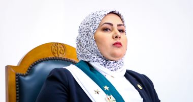 أيقونة مارس.. الصور الأولى لأول قاضية مفوضين تصعد منصة مجلس الدولة منذ 73 عاما