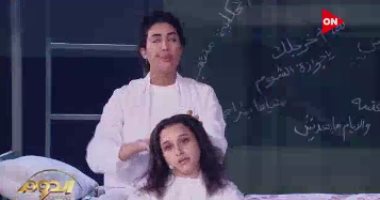 ليلى علوي مشيدة بأداء متسابقين في "الدوم": إحساسكم حلو وتعاطفت معاكم"
