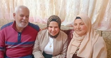 "أسماء" من ذوى الهمم الأولى عالميا بحفظ القرآن وتبدع فى المدح والإنشاد.. فيديو