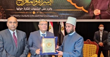 أسامة الأزهرى: رحلة الإسراء والمعراج هدفها أعمق من مداواة أحزان النبى.. صور