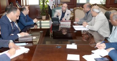 محافظ بنى سويف يأمر بإتاحة أرقام وخطوط ساخنة لاستقبال شكاوى مغالاة الأسعار