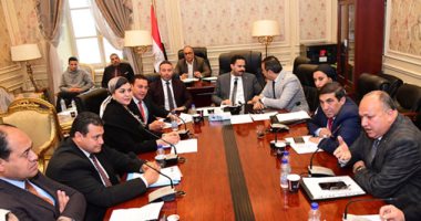 لجنة "رياضة النواب" تطالب إعادة النظر فى قرار دمج مراكز الشباب.. صور