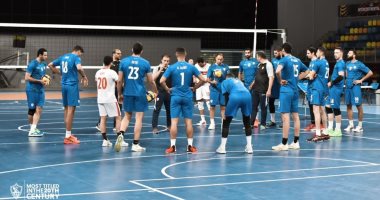 الزمالك يهزم الطيران 3/0 فى نهائيات دورى رجال الطائرة 