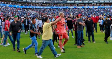 رابطة الدورى المكسيكى تمنع حضور الجماهير الزائرة بعد أحداث كيريتارو