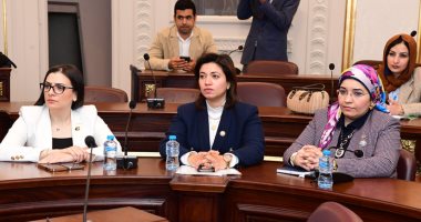 النائبة دعاء عريبى تطالب بعمل مطبات صناعية أمام مجمع الكليات بسبرباى بالغربية