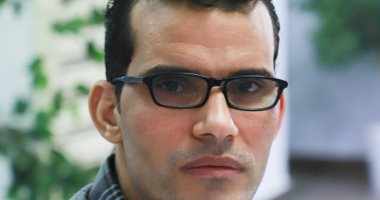 أحمد إبراهيم الشريف يفوز بجائزة أفضل رسالة دكتوراة بكلية البنات "عين شمس"