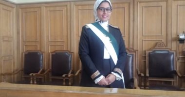 القاضية نهال ناصر: نحن أمام حدث تاريخى ونتمنى أن نكون قدوة يُحتذى بنا.. لايف