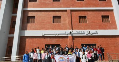 حياة كريمة فى كل مكان.. صحة أسوان تنظم قافلتين طبيتين مجانا.. وتوفير العلاج لـ1200 مواطن بقرية الحيبة ببنى سويف.. 40 عضوا ببرلمان الشباب بسوهاج يتفقدون مشروعات المنشأة.. ومحافظ المنيا يتابع مشروعات قرى العدوة