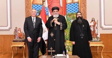 البابا تواضروس يستقبل رئيس المحكمة الدستورية العليا
