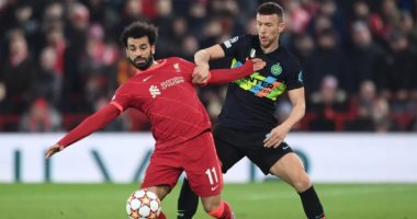طبيب منتخب مصر السابق: إصابة محمد صلاح بسيطة