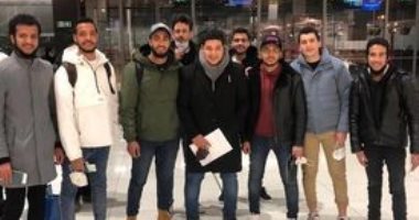 وصول 71 طالبا مصريا من أوكرانيا إلى القاهرة عبر مطار "براتسلافيا"