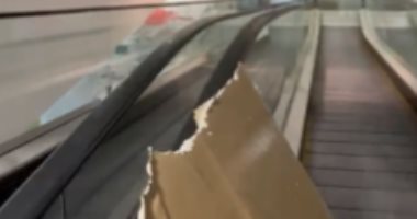 تساقط سقف مركز تجارى فى سيدنى جراء عاصفة ضربت العاصمة الأسترالية.. فيديو