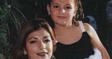 ابنة أصالة تنشر صورًا نادرة برفقة والدتها وتعلق: كل عام وأنت ست راسى