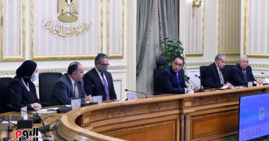 وزير السياحة: الدولة تحملت إقامة 17 ألف سائح روسى وأوكرانى بعد الأزمة