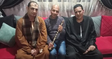 "مسير" موطن عازفى المزمار البلدى بكفر الشيخ.. يشارك عازفوها فى المهرجانات ويحيون حفلات الفنانين وجلسات الصلح.. عائلة "أبو الحاج" توارثت المهنة منذ 100 عام.. ويؤكدون: نحافظ على مهنة أجدادنا ونواكب التطور.. صور