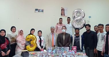 "ست السعادة".. طلاب جامعة العريش يحتفلون باليوم العالمى للمرأة