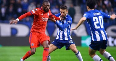 ليون يقتنص فوزا مثيرا من بورتو بهدف البرازيلي باكيتا فى الدوري الأوروبي