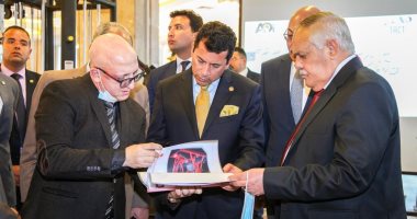 أشرف صبحى والتراس يبحثان الاستخدام الأمثل للطاقات التصنيعية المتطورة بالعربية للتصنيع لتلبية كافة احتياجات ومستلزمات وزارة الشباب والرياضة