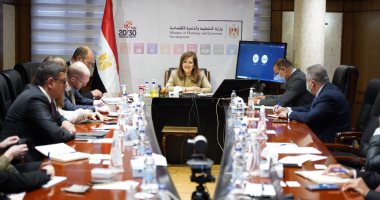 وزيرة التخطيط تلتقى وفد البنك الأوروبى لإعادة الإعمار لاستعراض عدد من المشروعات