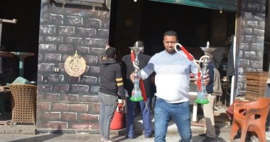 محافظ القليوبية يقود حملة مفاجئة.. وتحرير 30 محضر إشغال ومصادرة 70 شيشة بقليوب