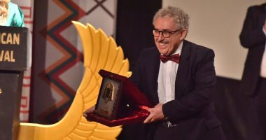تكريم المخرج فريد بوغدير والسينما الأوغندية فى حفل ختام الأقصر للسينما الإفريقية 