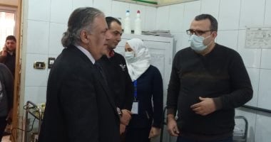 وكيل "صحة الدقهلية" يتفقد مستشفى طلخا المركزى لمتابعة أعمال تطويره